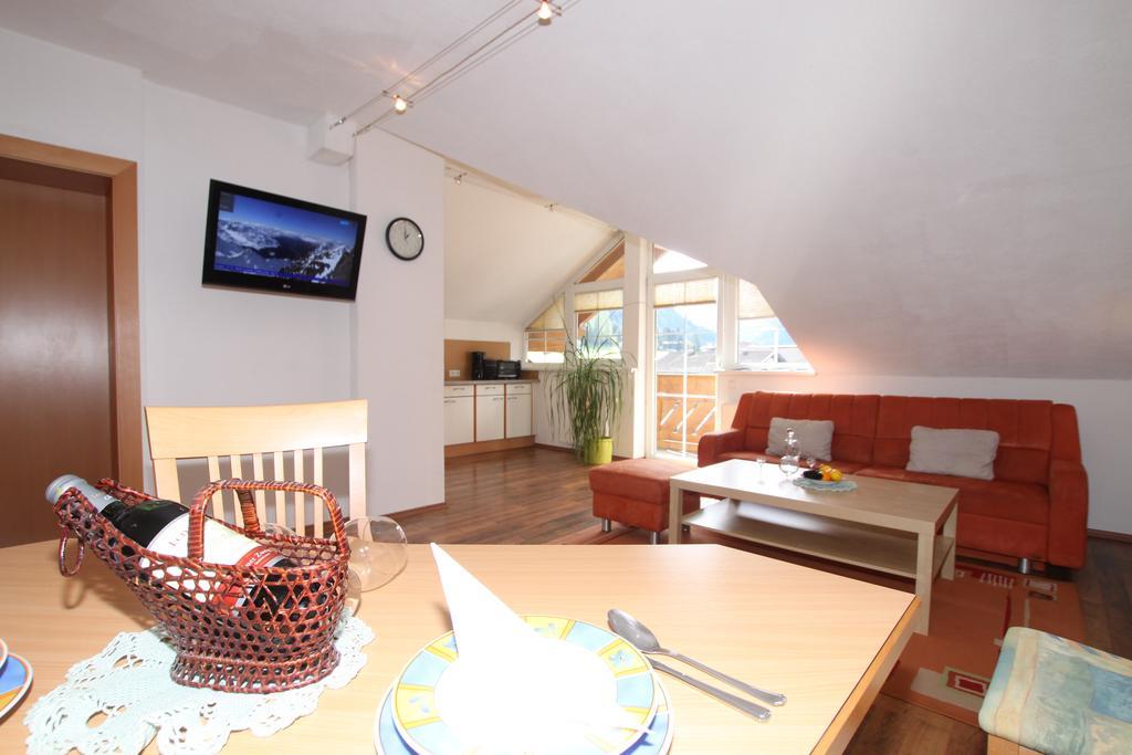 Apart Rustica Kaunertal Exterior photo